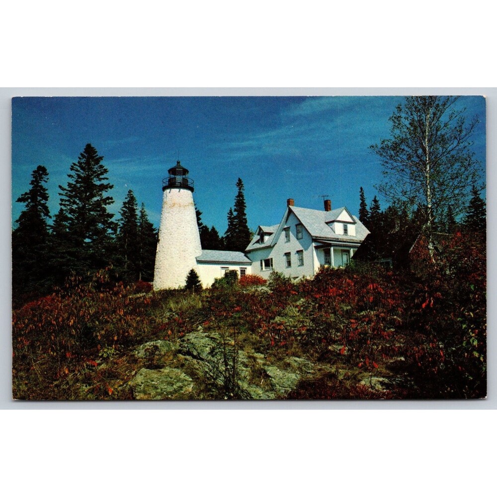 Vintage 1979 Postcard Dyce's Head Lighthouse Castine Maine Unposted M2534